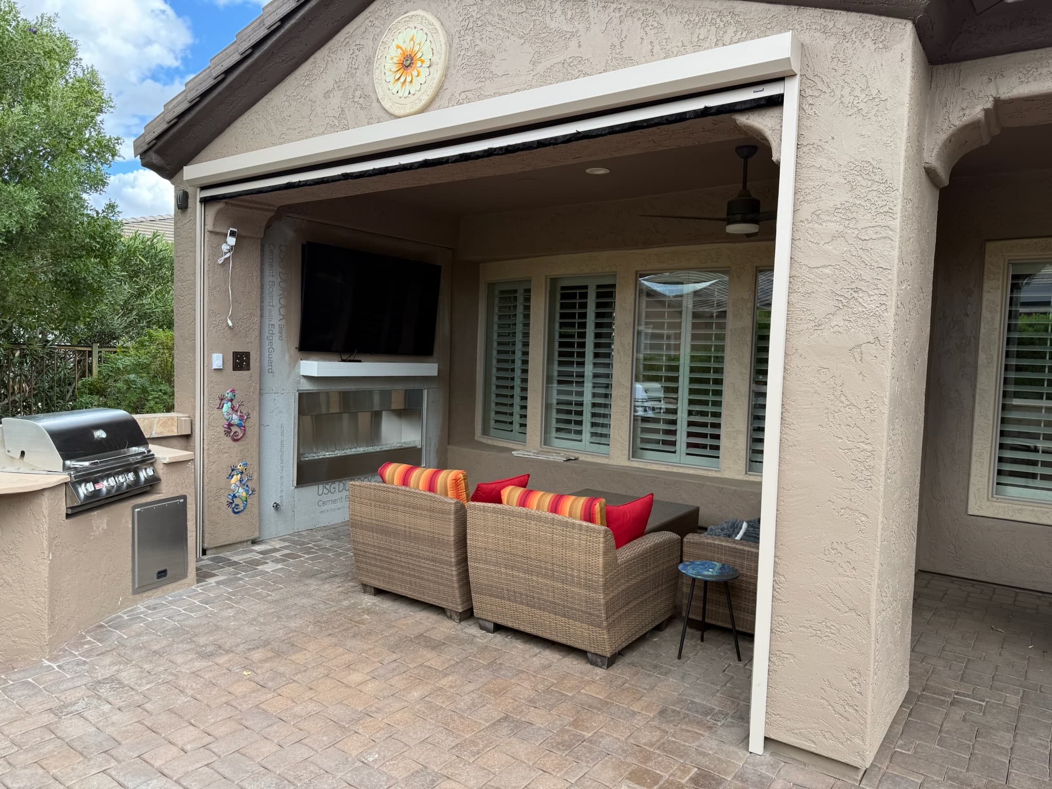 Phoenix patio shade with hardware matched to the home